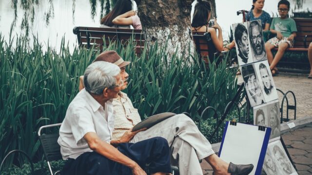 Active healthy ageing concept representing SuperAgers research on memory preservation in over-80s